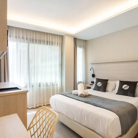 Dobo Madrid Callao Room photo