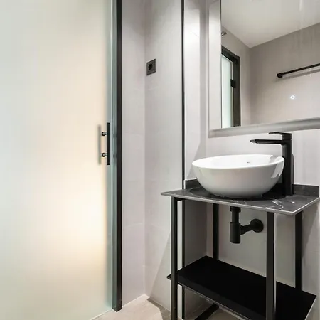 Dobo Madrid Callao Room photo