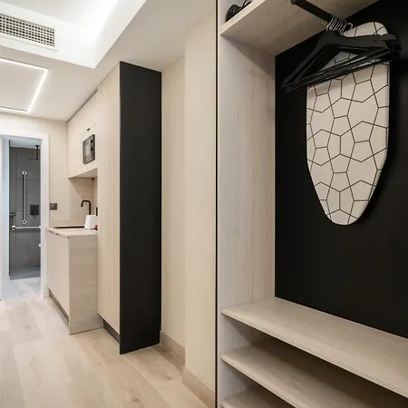 Dobo Madrid Callao Room photo